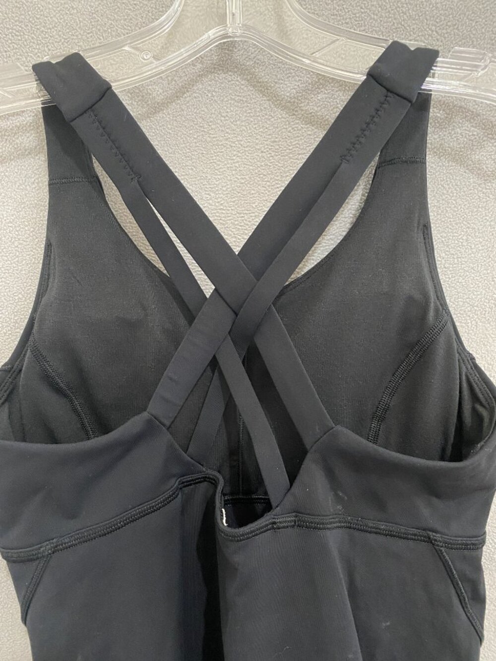 Lululemon Black Strappy Back Tank Top Womens Built In Bra Yoga Athletic Top - Picture 6 of 6